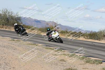 media/Nov-16-2025-Race Pace (Sun) [[8c5fa54630]]/Verified Riders/4-Turn 3 Inside (1050am)/